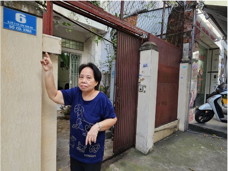 "Ách" sang tên vì nhà có người lạ đứng tên