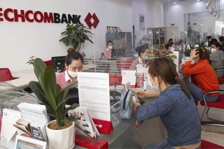 Techcombank giảm lãi suất: Gửi 300 triệu, 3 tháng nhận bao nhiêu?