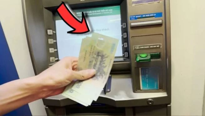 Rút tiền ATM