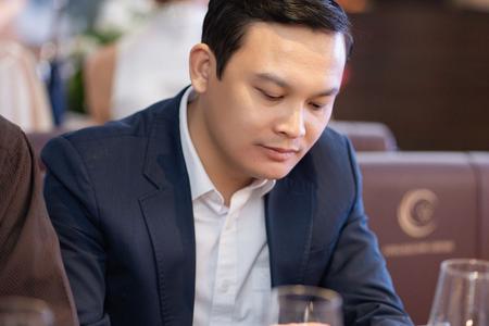 Tổng biên tập Tiếp thị & Gia đình: Sữa và nỗi sợ