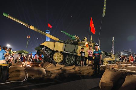 Đón hơn 1 triệu lượt khách trong 3 ngày: Trung tâm triển lãm Việt Nam tạo “cơn địa chấn” với loạt trải nghiệm “đỉnh nóc kịch trần”