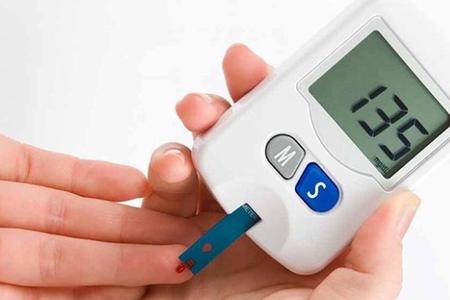 Mua máy đo tiểu đường chỉ vì "tò mò", tôi phát hiện cơ thể "báo động đỏ"