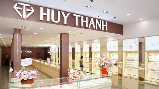 Đến lượt Vàng bạc đá quý Huy Thành Hà Nội, chuyển hồ sơ vi phạm sang cục thuế, giờ mua ở đâu anh em ơi? 
