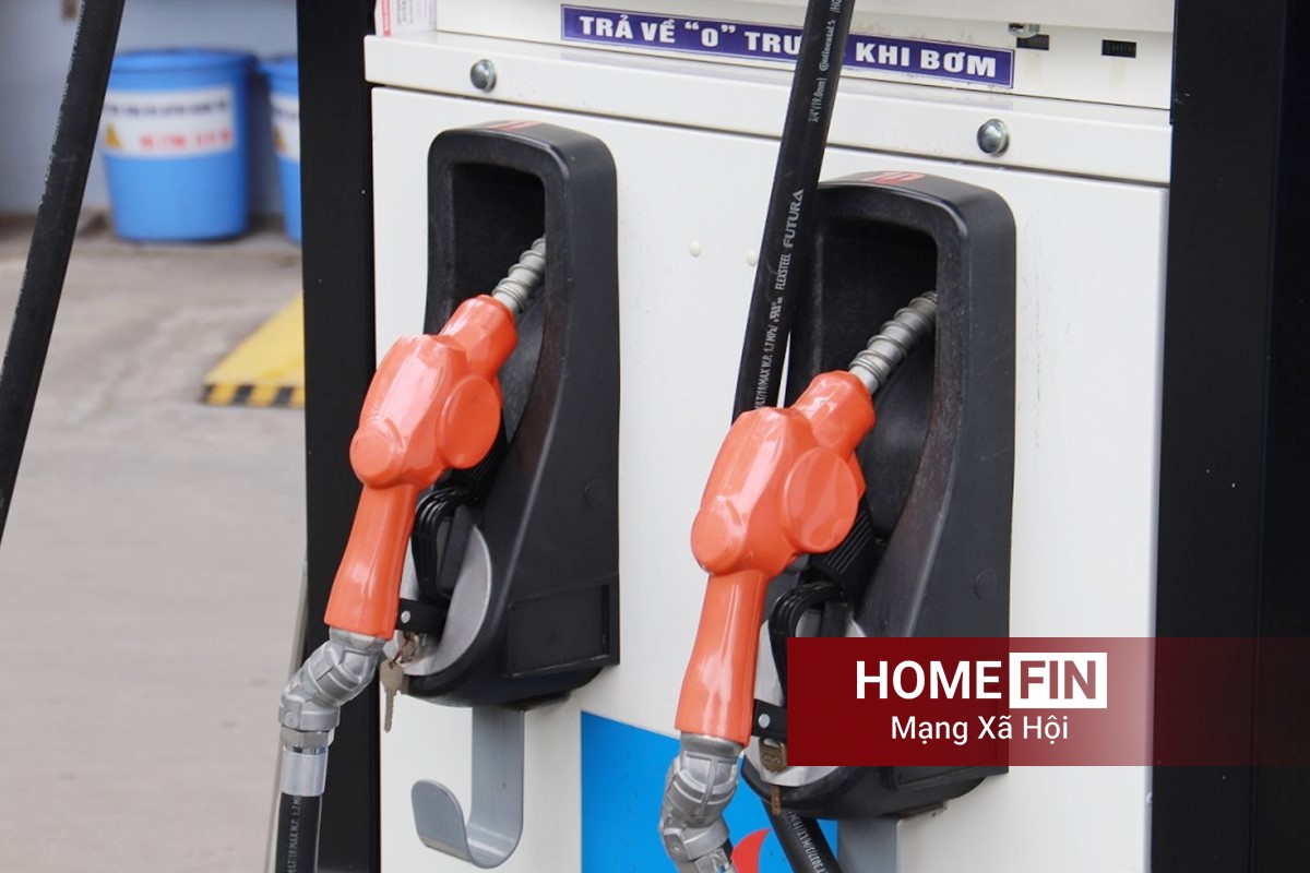 Giá xăng dầu hôm nay 16-4-2026 ở trong nước và thế giới mới nhất